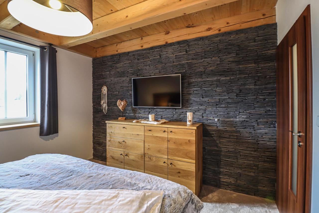 Woodhome - Luxury Mountain Apartment Horní Malá Úpa Dış mekan fotoğraf